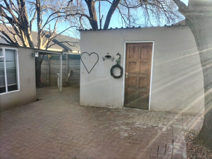 4 Bedroom Property for Sale in Universitas Free State